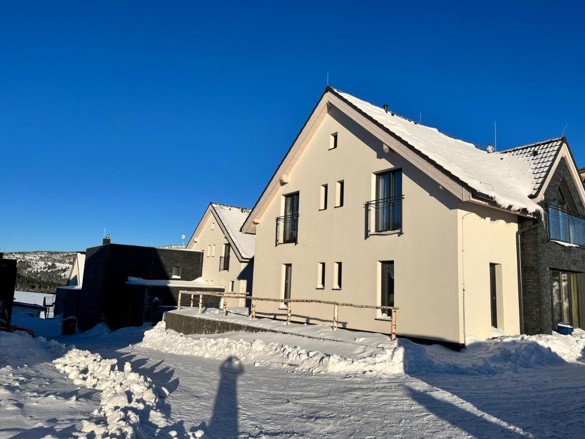 Mirabel Apartments Klinovec Loučná pod Klínovcem エクステリア 写真